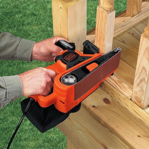 Using the Black & Decker DS321