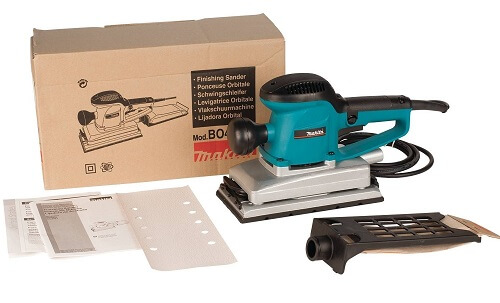 Makita BO4900V with its box